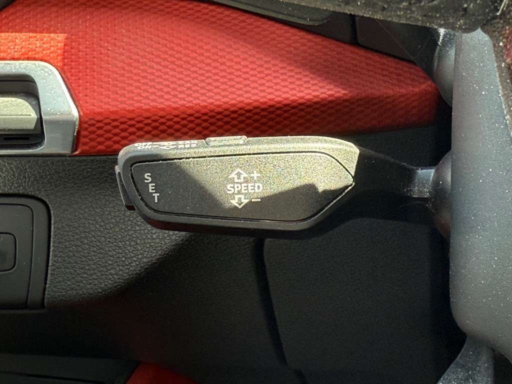 2017 AUDI Q2 2017 AUDI Q2