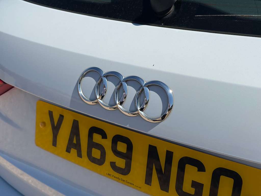 2019 AUDI Q3 2019 AUDI Q3