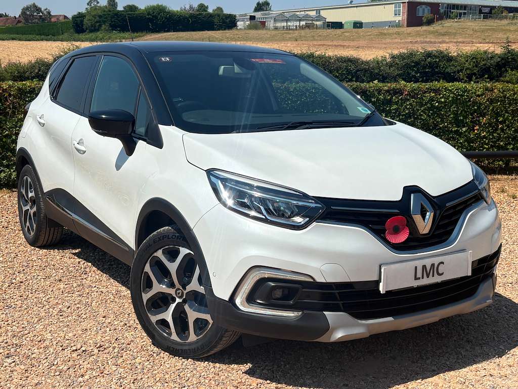 A 2019 RENAULT CAPTUR 1.3 TCe ENERGY GT Line SUV 5dr Petrol Manual Euro A 2019 RENAULT CAPTUR 1.3 TCe ENERGY GT Line SUV 5dr Petrol Manual Euro
