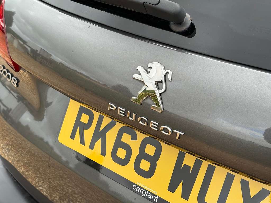 2018 PEUGEOT 2008 2018 PEUGEOT 2008