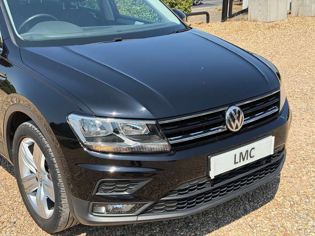 A 2020 VOLKSWAGEN TIGUAN 1.5 TSI EVO Match SUV 5dr Petrol DSG Euro 6 (s/s) A 2020 VOLKSWAGEN TIGUAN 1.5 TSI EVO Match SUV 5dr Petrol DSG Euro 6 (s/s)