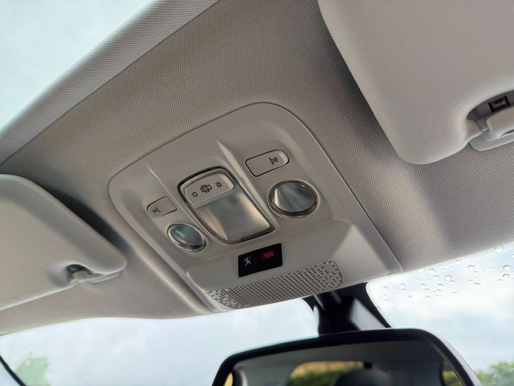 2018 PEUGEOT 2008 2018 PEUGEOT 2008