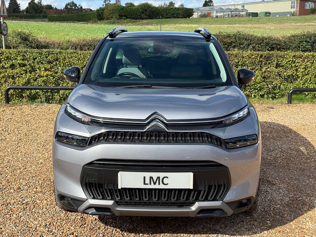 A 2022 CITROEN C3 AIRCROSS 1.2 PureTech Shine Plus SUV 5dr Petrol Manual Euro A 2022 CITROEN C3 AIRCROSS 1.2 PureTech Shine Plus SUV 5dr Petrol Manual Euro