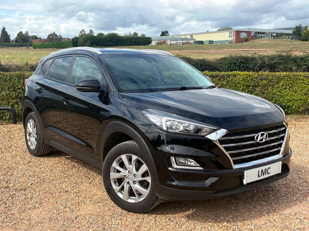 A 2020 HYUNDAI TUCSON 1.6 GDi SE Nav SUV 5dr Petrol Manual Euro 6 (s/s) A 2020 HYUNDAI TUCSON 1.6 GDi SE Nav SUV 5dr Petrol Manual Euro 6 (s/s)