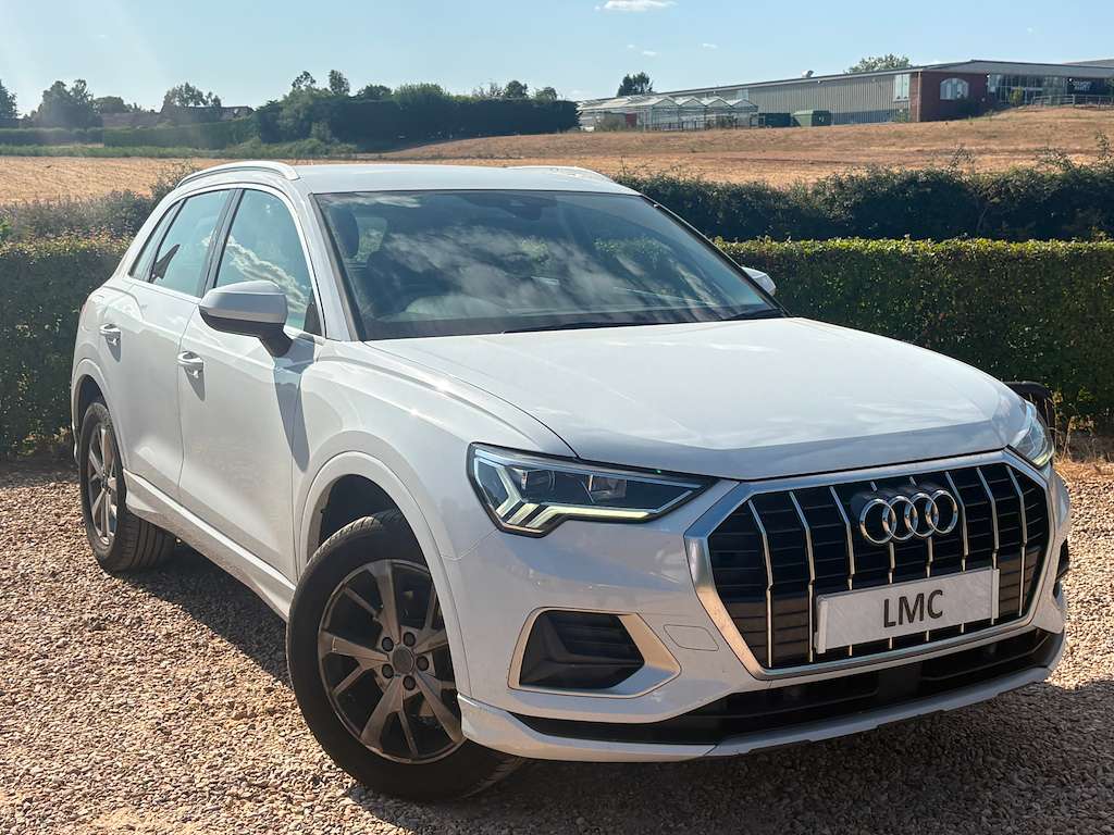 A 2019 AUDI Q3 1.5 TFSI CoD 35 Sport SUV 5dr Petrol Manual Euro 6 A 2019 AUDI Q3 1.5 TFSI CoD 35 Sport SUV 5dr Petrol Manual Euro 6