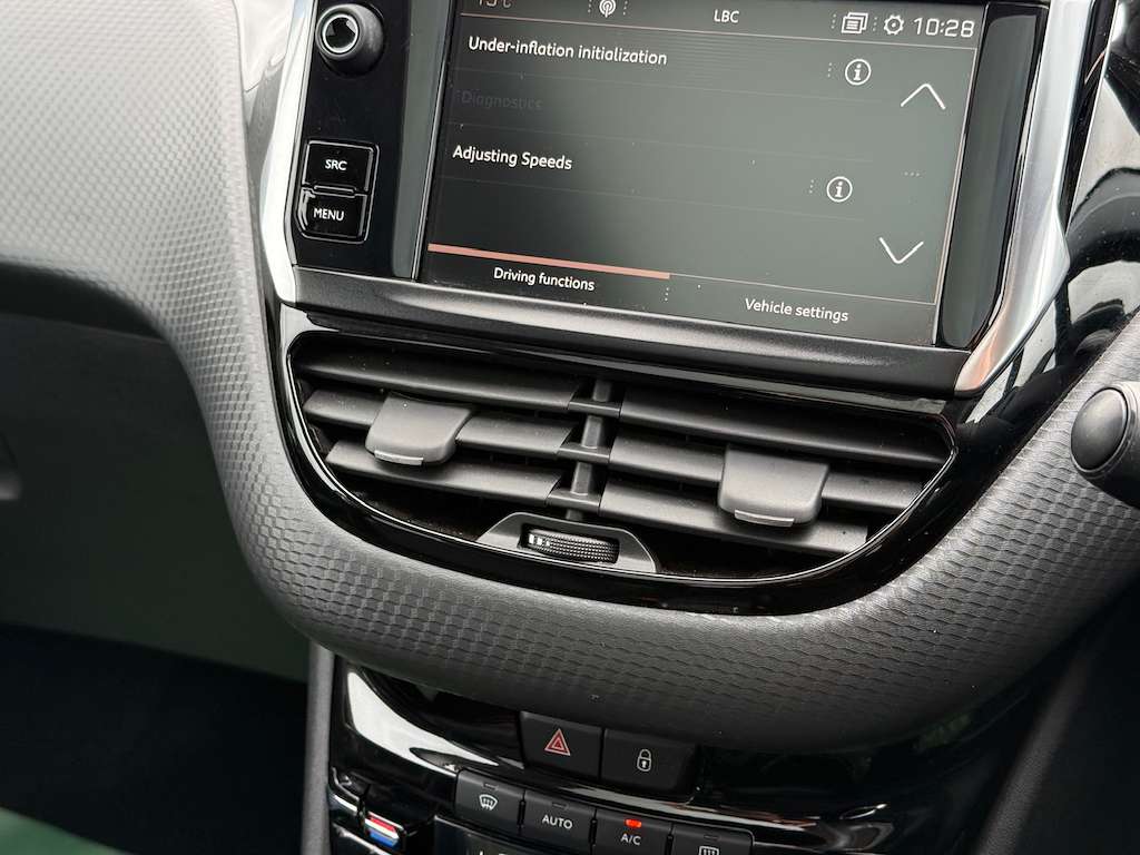 2018 PEUGEOT 2008 2018 PEUGEOT 2008