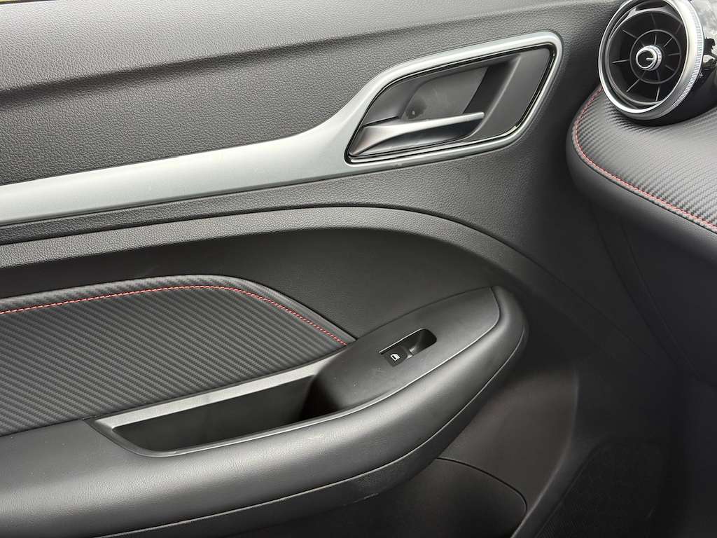 2024 MG MG ZS 2024 MG MG ZS