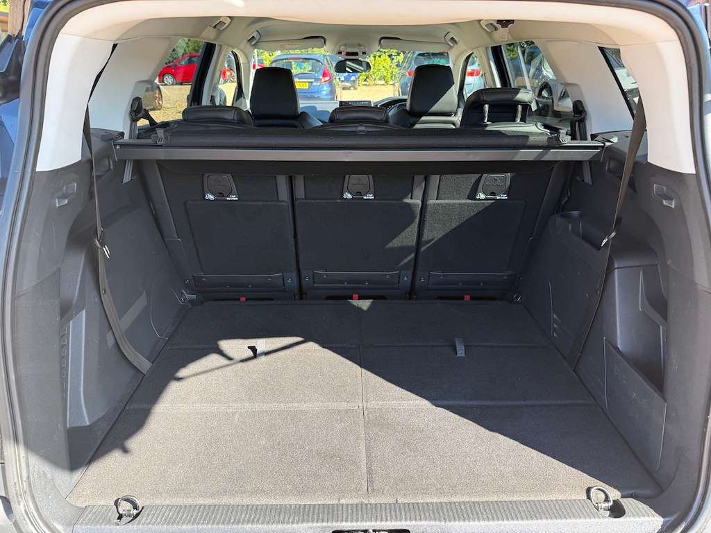 2018 PEUGEOT 5008 2018 PEUGEOT 5008