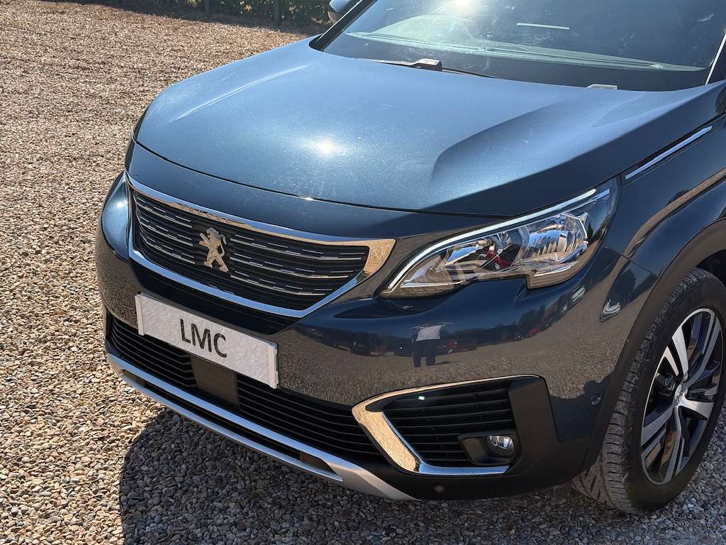 2018 PEUGEOT 5008 2018 PEUGEOT 5008