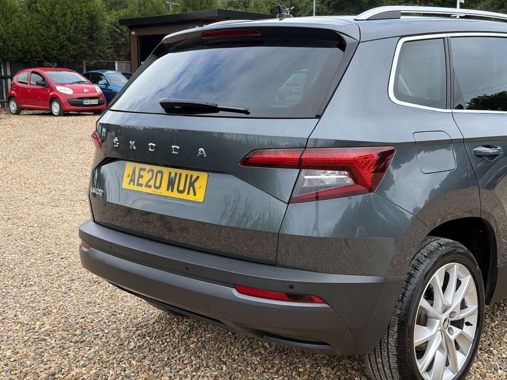2020 SKODA KAROQ 2020 SKODA KAROQ
