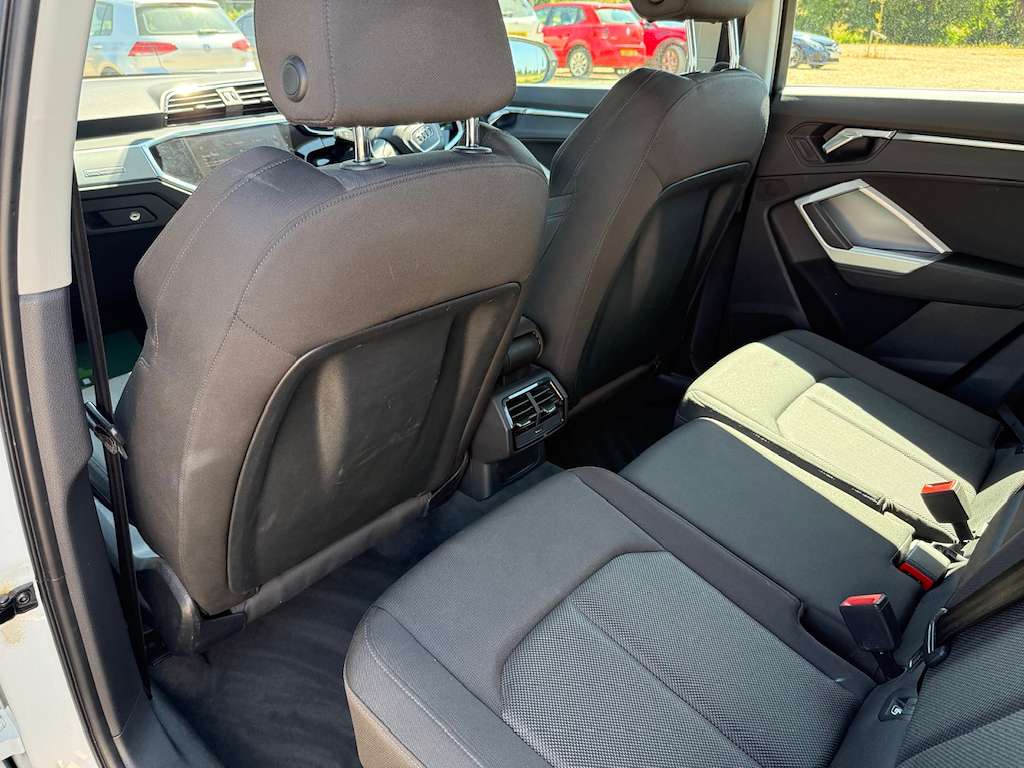 2019 AUDI Q3 2019 AUDI Q3