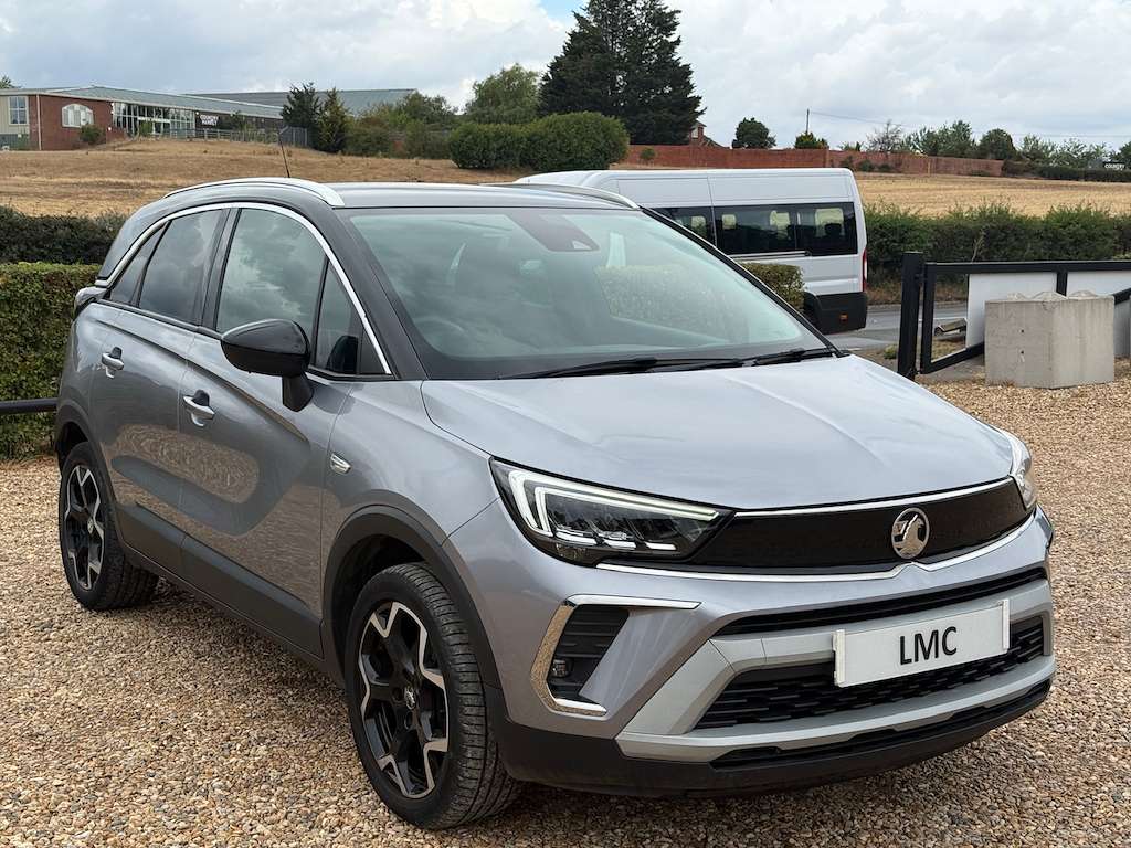 A 2021 VAUXHALL CROSSLAND 1.2 Turbo SRi Nav SUV 5dr Petrol Manual Euro 6 (s/ A 2021 VAUXHALL CROSSLAND 1.2 Turbo SRi Nav SUV 5dr Petrol Manual Euro 6 (s/