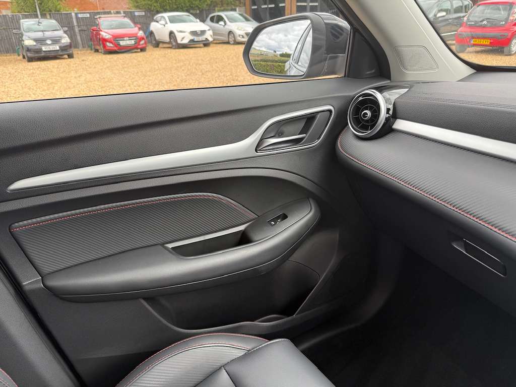 2024 MG MG ZS 2024 MG MG ZS