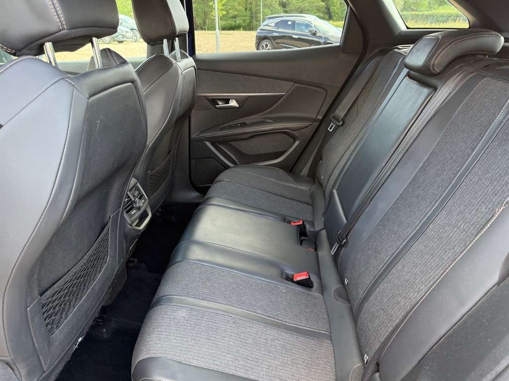 2018 PEUGEOT 3008 2018 PEUGEOT 3008