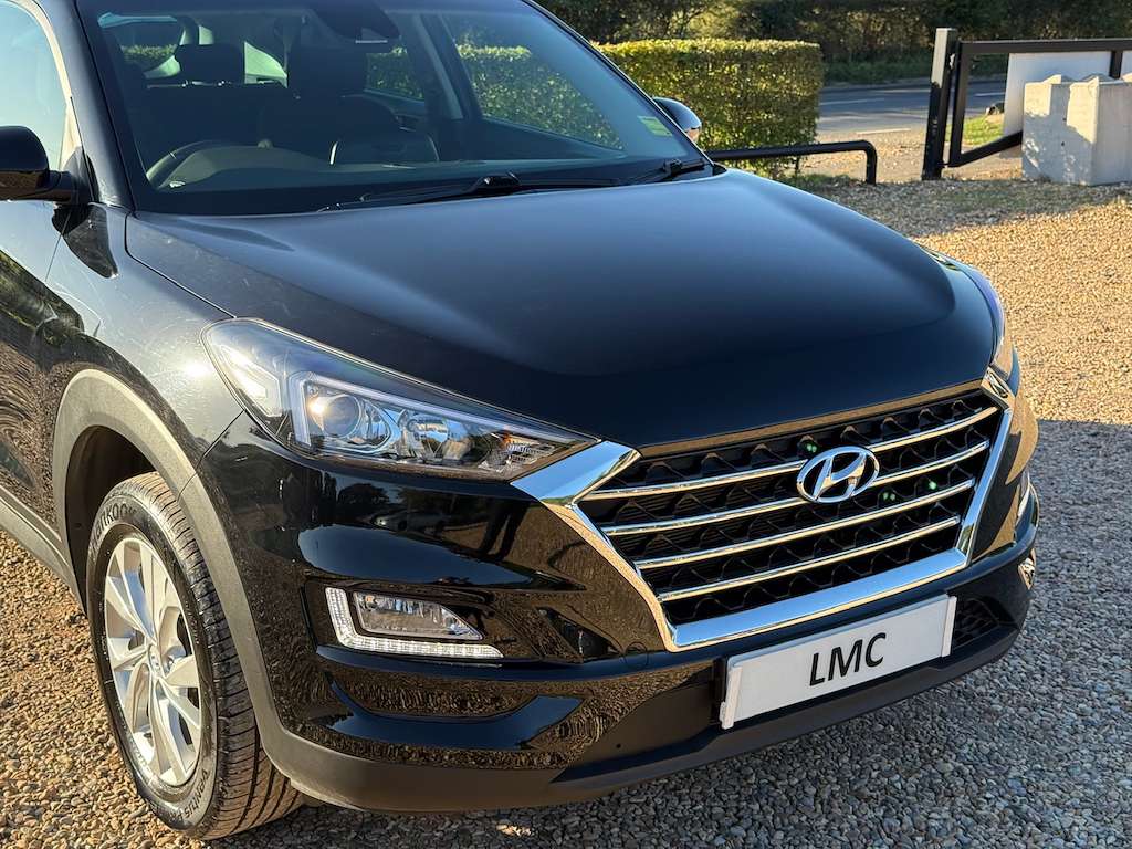 A 2020 HYUNDAI TUCSON 1.6 GDi SE Nav SUV 5dr Petrol Manual Euro 6 (s/s) A 2020 HYUNDAI TUCSON 1.6 GDi SE Nav SUV 5dr Petrol Manual Euro 6 (s/s)