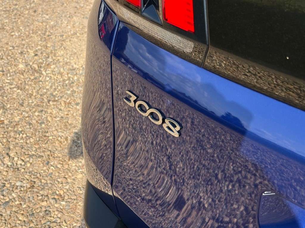 2018 PEUGEOT 3008 2018 PEUGEOT 3008