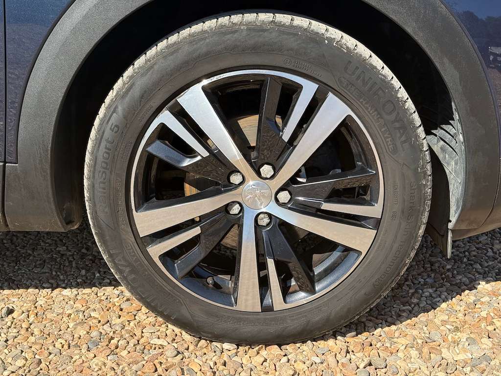 2018 PEUGEOT 5008 2018 PEUGEOT 5008