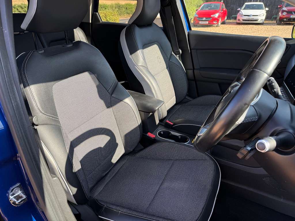 2020 RENAULT CAPTUR 2020 RENAULT CAPTUR