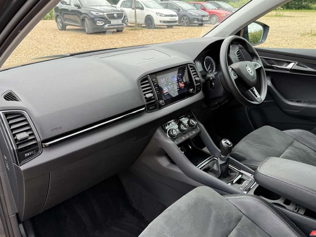 2020 SKODA KAROQ 2020 SKODA KAROQ