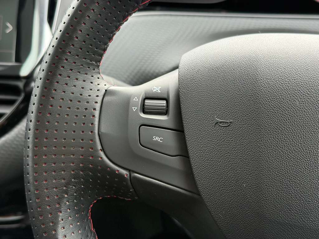 2018 PEUGEOT 2008 2018 PEUGEOT 2008