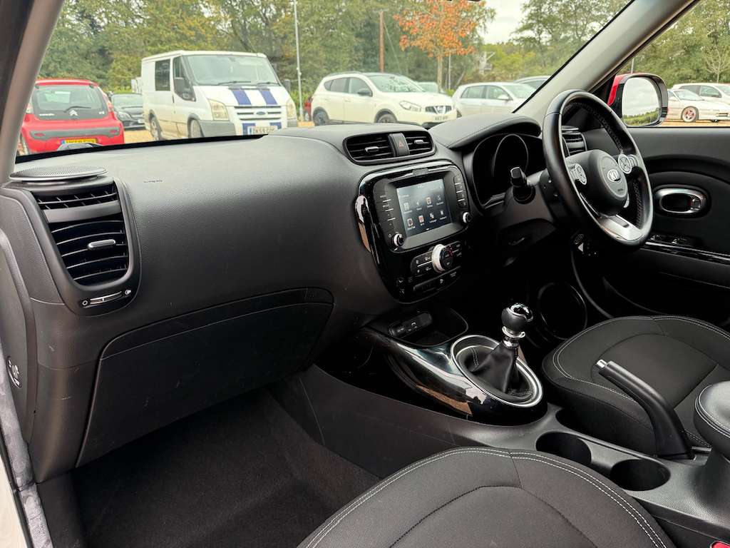 2018 KIA SOUL 2018 KIA SOUL