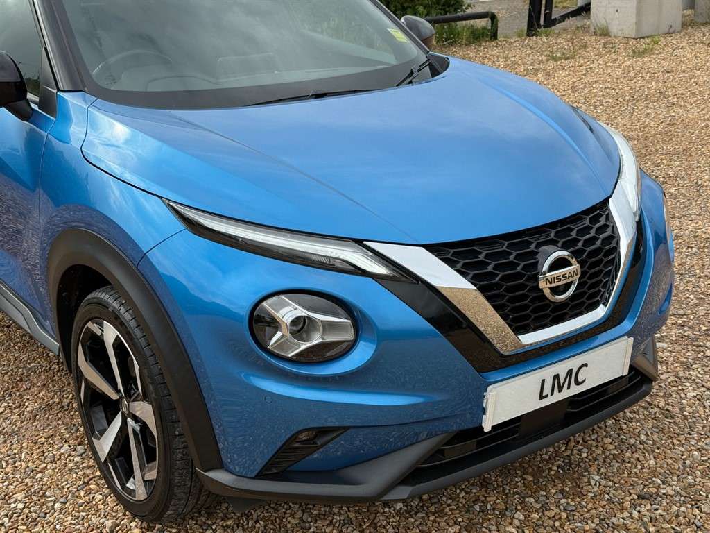 A 2021 NISSAN JUKE 1.0 DIG-T Tekna SUV 5dr Petrol DCT Auto Euro 6 (s/ A 2021 NISSAN JUKE 1.0 DIG-T Tekna SUV 5dr Petrol DCT Auto Euro 6 (s/