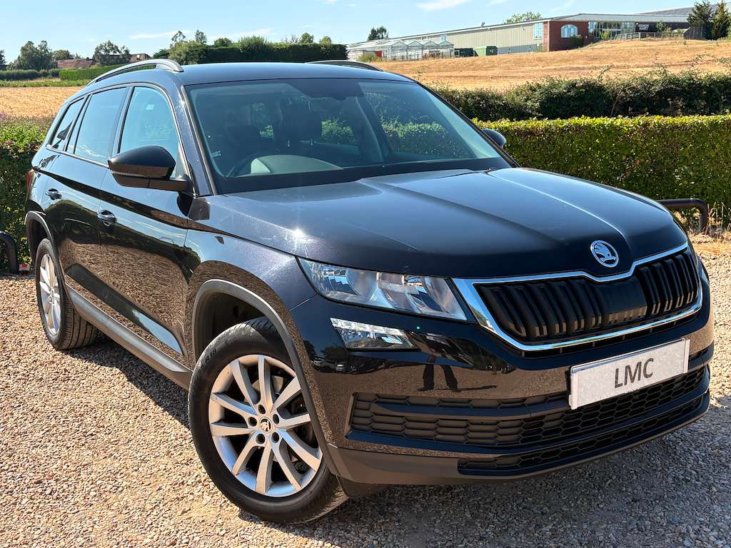 A 2019 SKODA KODIAQ 1.5 TSI ACT SE SUV 5dr Petrol DSG Euro 6 (s/s) (7 A 2019 SKODA KODIAQ 1.5 TSI ACT SE SUV 5dr Petrol DSG Euro 6 (s/s) (7