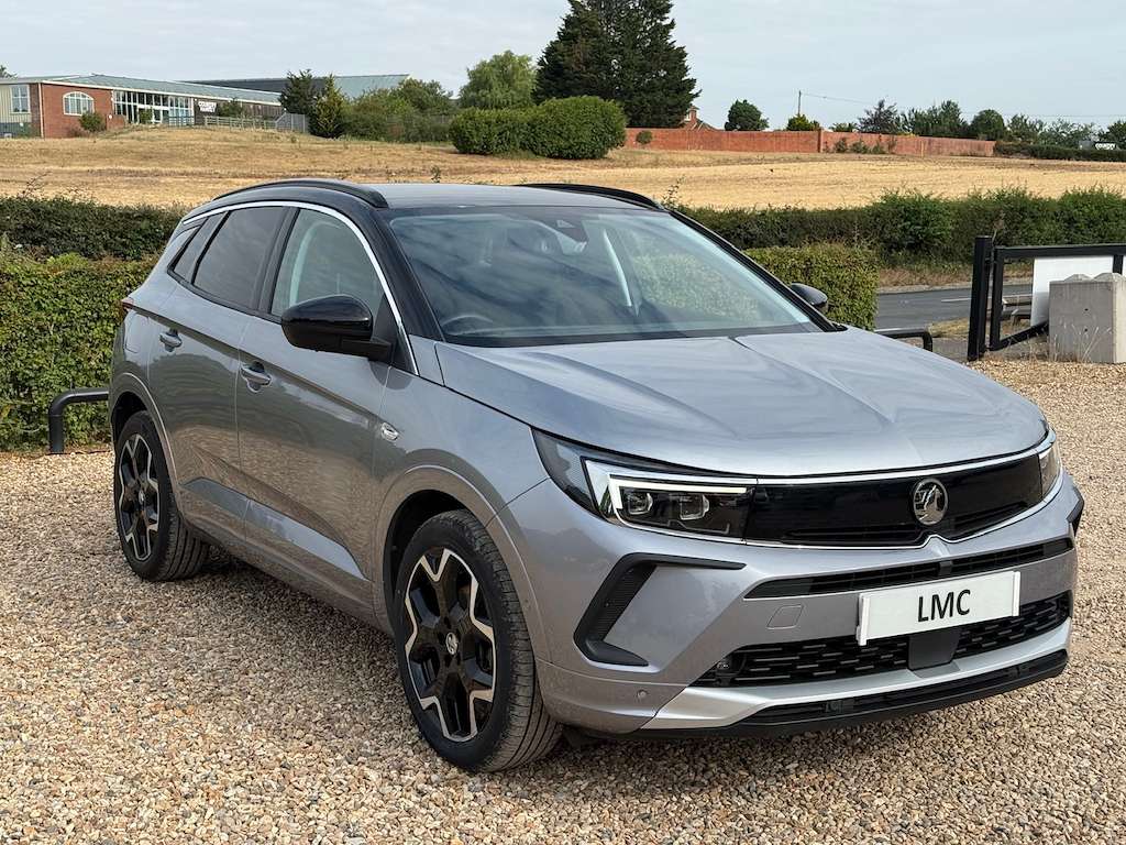 A 2022 VAUXHALL GRANDLAND 1.2 Turbo Elite SUV 5dr Petrol Manual Euro 6 (s/s) A 2022 VAUXHALL GRANDLAND 1.2 Turbo Elite SUV 5dr Petrol Manual Euro 6 (s/s)
