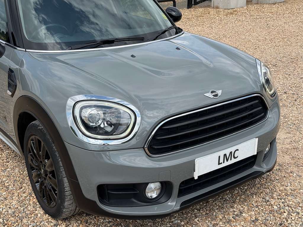 A 2018 MINI COUNTRYMAN 1.5 Cooper SUV 5dr Petrol Manual ALL4 Euro 6 (s/s) A 2018 MINI COUNTRYMAN 1.5 Cooper SUV 5dr Petrol Manual ALL4 Euro 6 (s/s)