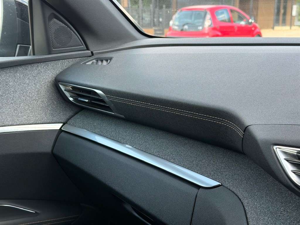2018 PEUGEOT 3008 2018 PEUGEOT 3008