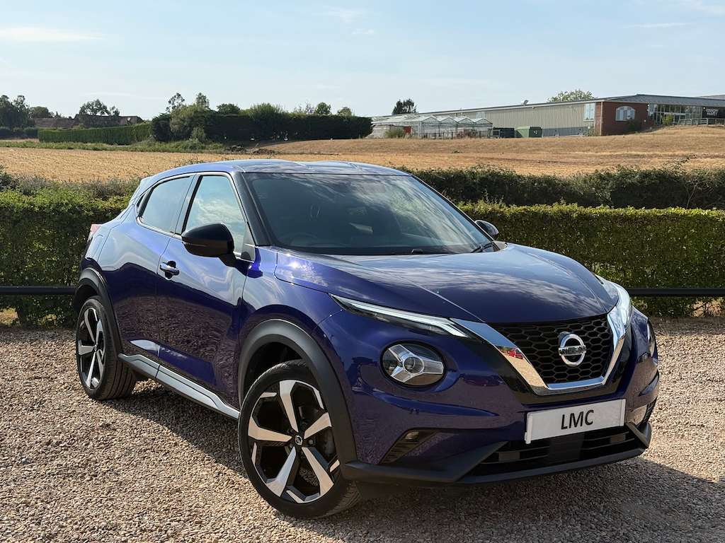 A 2022 NISSAN JUKE 1.0 DIG-T Tekna SUV 5dr Petrol Manual Euro 6 (s/s) A 2022 NISSAN JUKE 1.0 DIG-T Tekna SUV 5dr Petrol Manual Euro 6 (s/s)