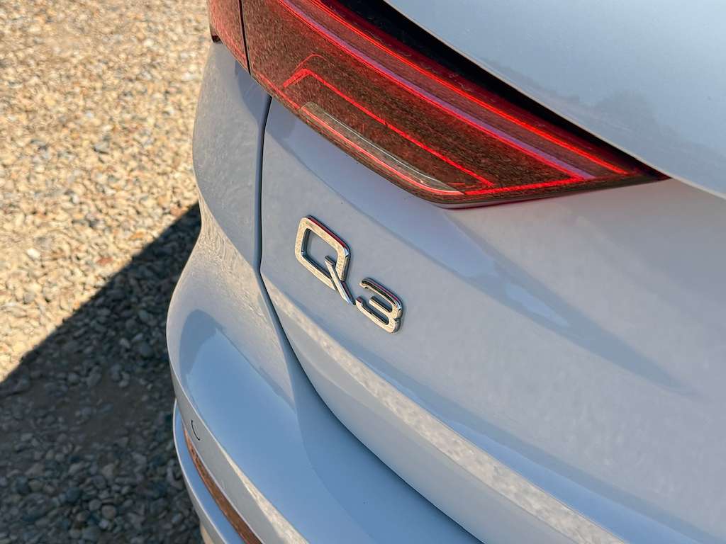 2019 AUDI Q3 2019 AUDI Q3