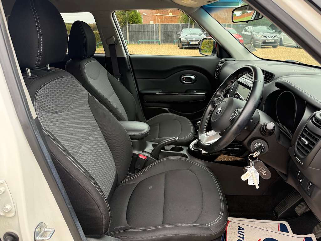 2018 KIA SOUL 2018 KIA SOUL