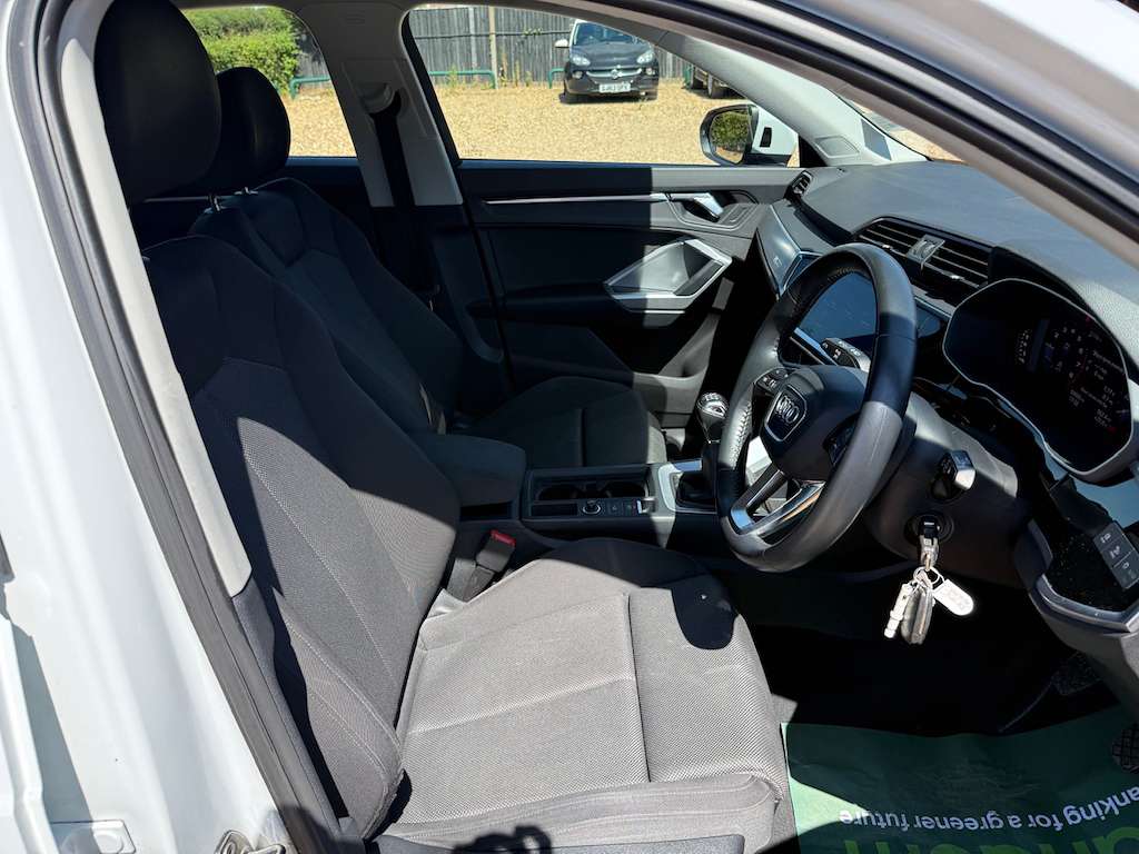 2019 AUDI Q3 2019 AUDI Q3