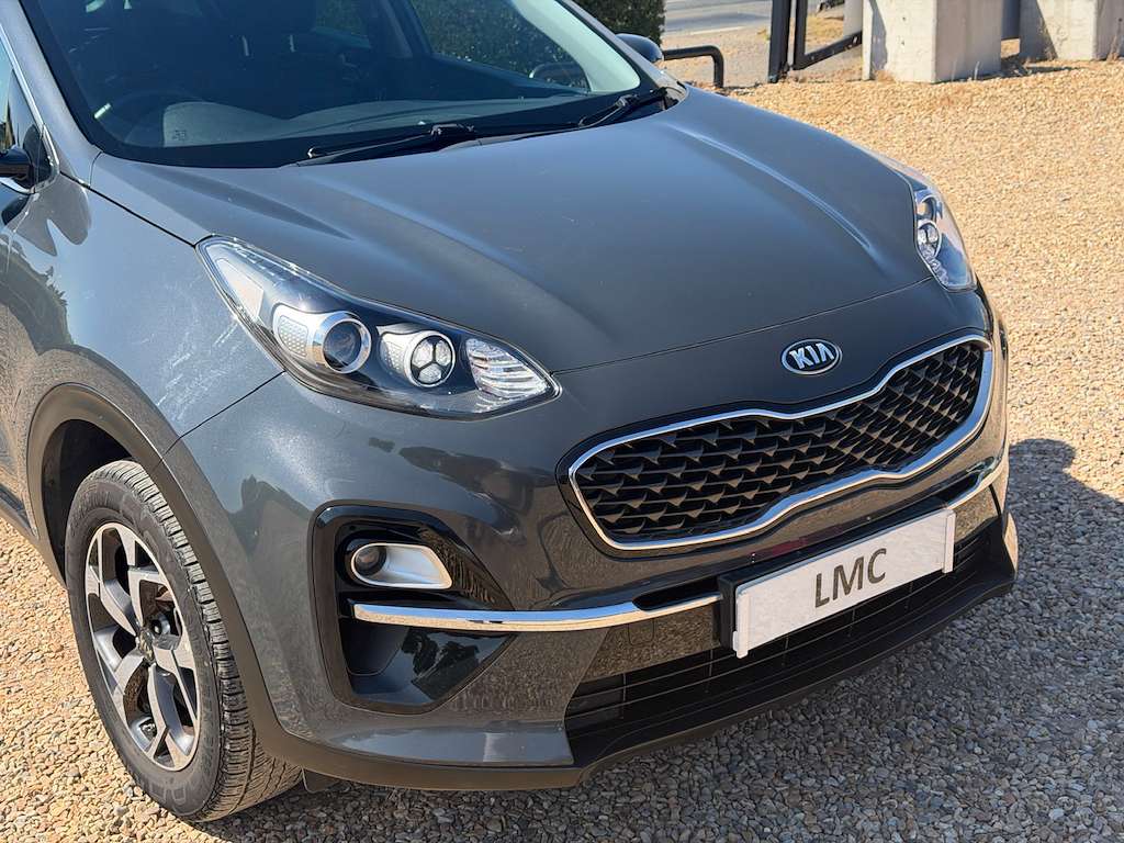 A 2019 KIA SPORTAGE 1.6 GDi 2 SUV 5dr Petrol Manual Euro 6 (s/s) (130 A 2019 KIA SPORTAGE 1.6 GDi 2 SUV 5dr Petrol Manual Euro 6 (s/s) (130