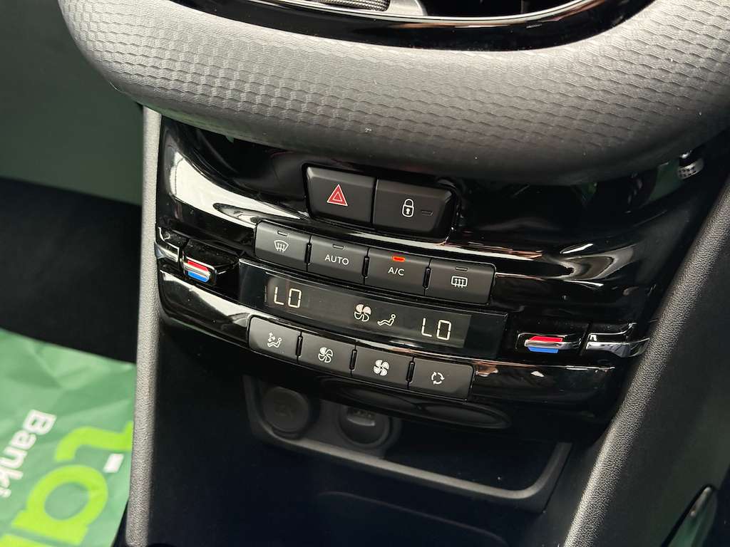 2018 PEUGEOT 2008 2018 PEUGEOT 2008