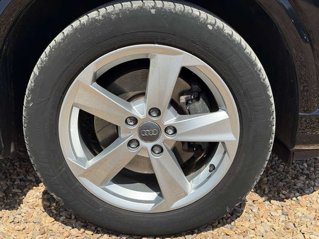 2017 AUDI Q2 2017 AUDI Q2