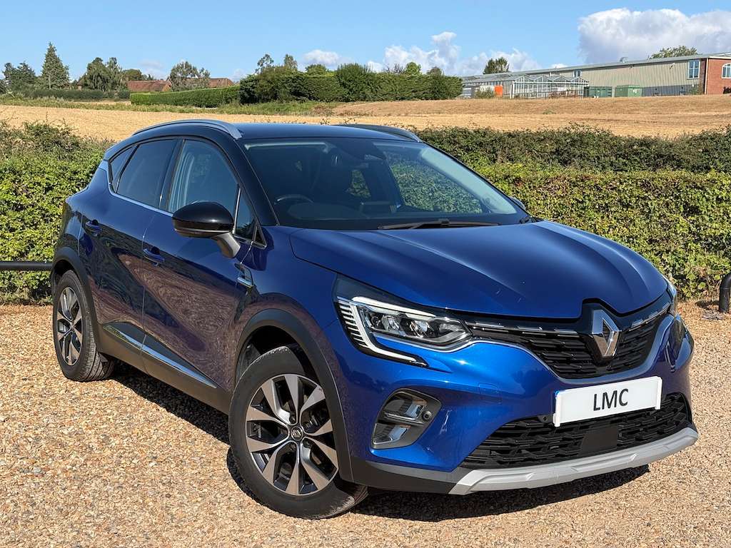 A 2020 RENAULT CAPTUR 1.3 TCe S Edition SUV 5dr Petrol Manual Euro 6 (s/ A 2020 RENAULT CAPTUR 1.3 TCe S Edition SUV 5dr Petrol Manual Euro 6 (s/
