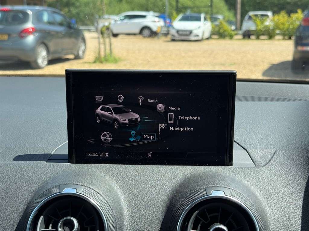 2017 AUDI Q2 2017 AUDI Q2