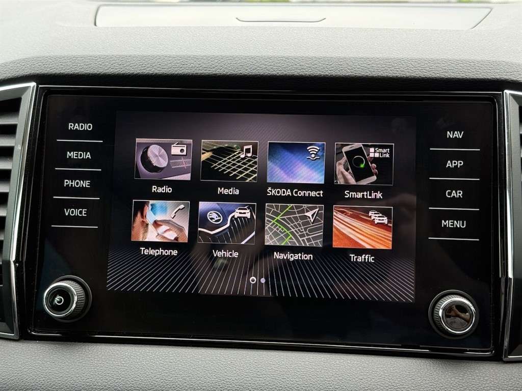 2020 SKODA KAROQ 2020 SKODA KAROQ