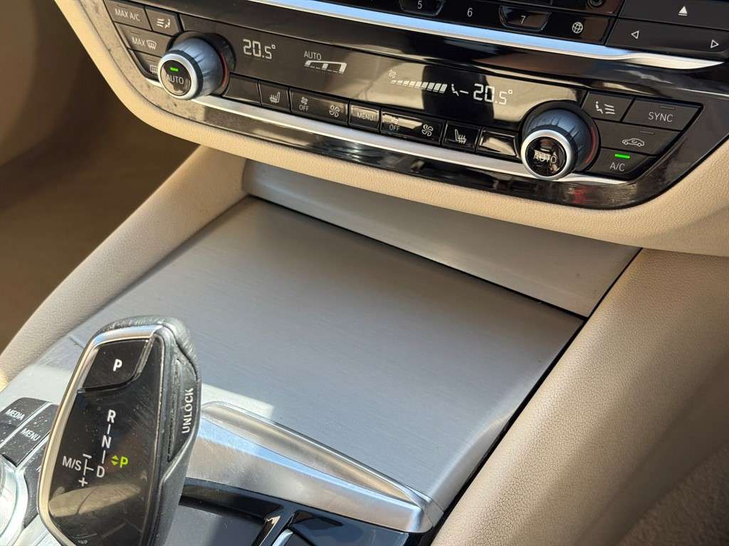 2017 BMW 5 SERIES 2017 BMW 5 SERIES