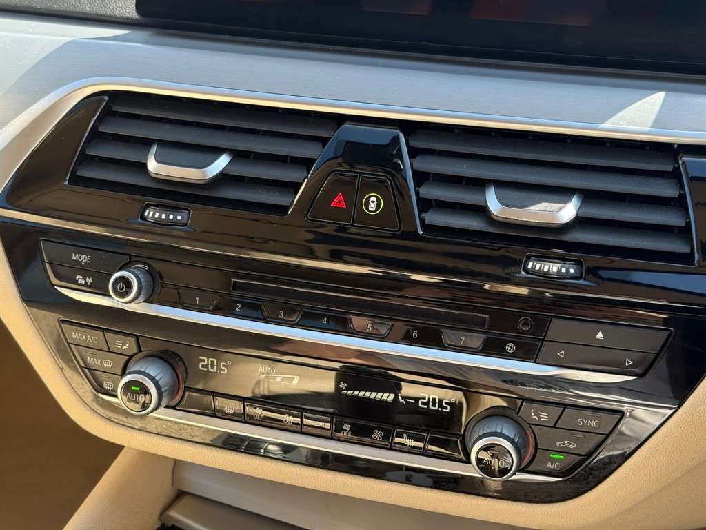 2017 BMW 5 SERIES 2017 BMW 5 SERIES
