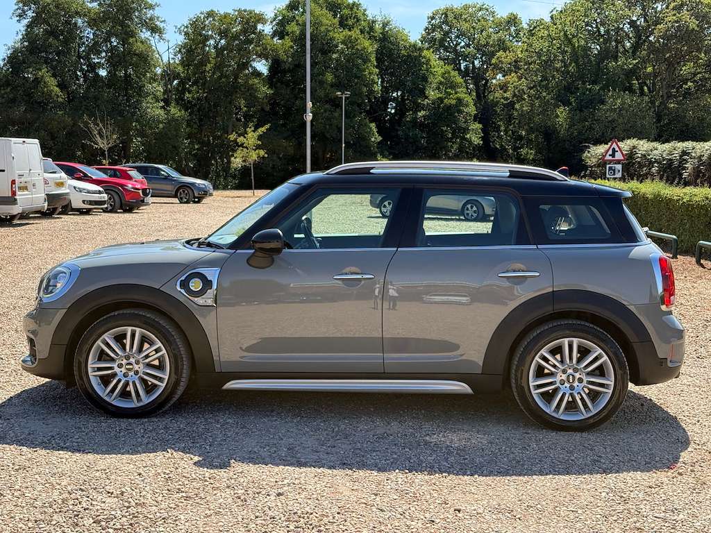 2017 MINI COUNTRYMAN 2017 MINI COUNTRYMAN