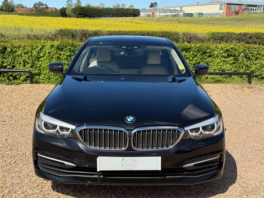 A 2017 BMW 5 SERIES 2.0 530e 9.2kWh SE Saloon 4dr Petrol Plug-in Hybri A 2017 BMW 5 SERIES 2.0 530e 9.2kWh SE Saloon 4dr Petrol Plug-in Hybri