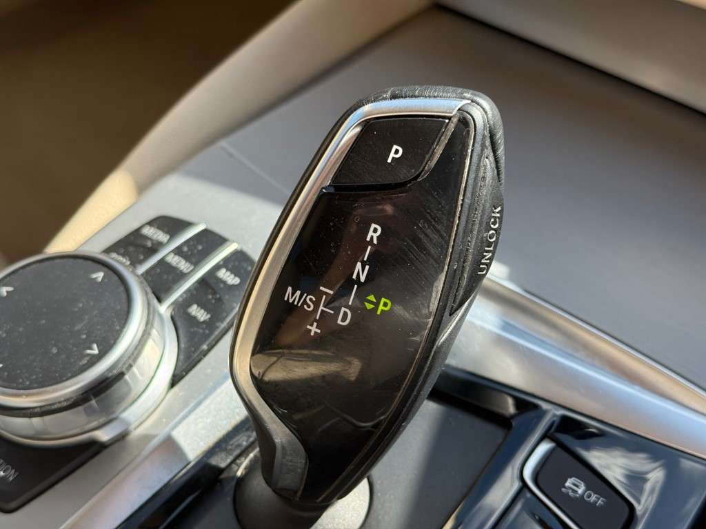 2017 BMW 5 SERIES 2017 BMW 5 SERIES