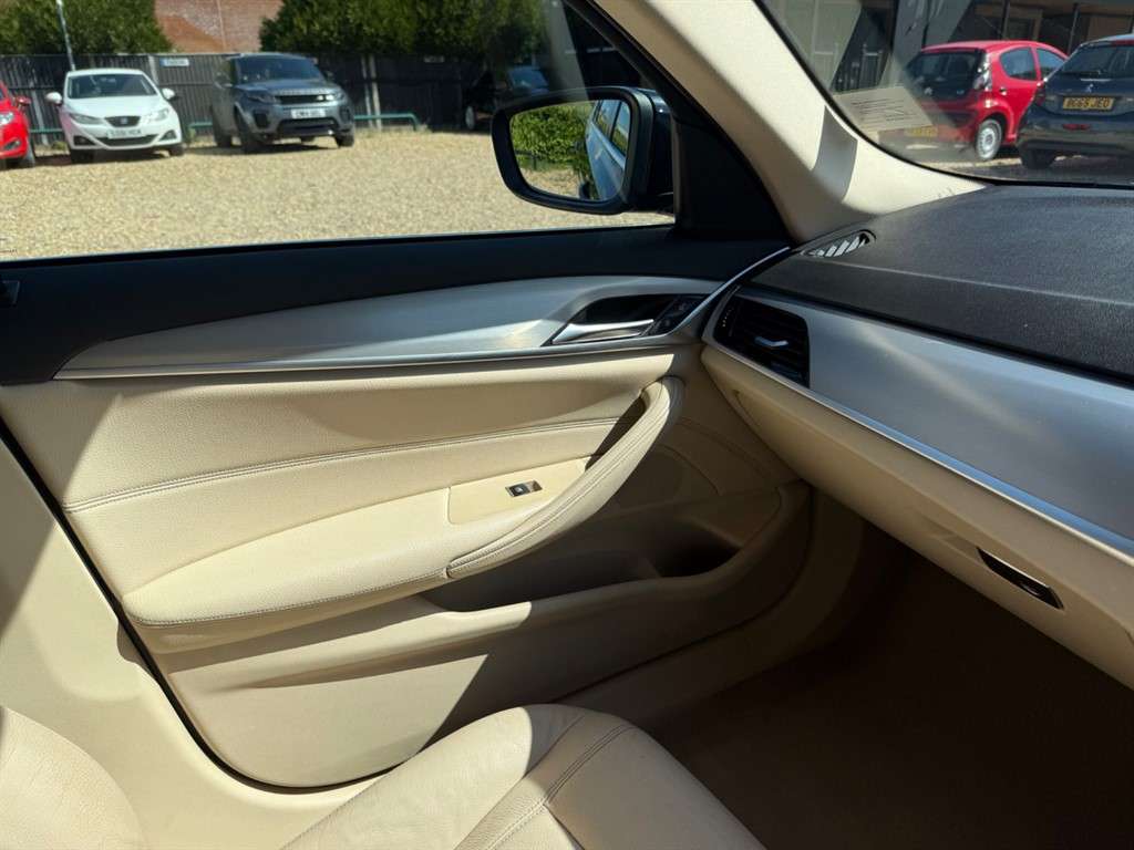 2017 BMW 5 SERIES 2017 BMW 5 SERIES