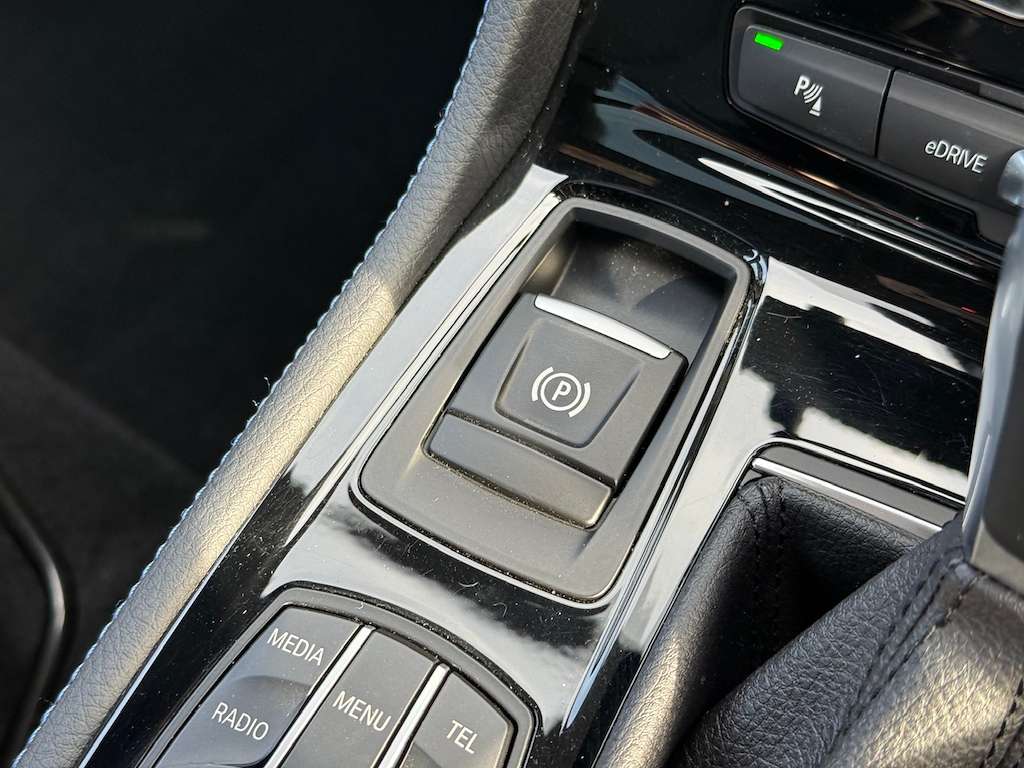 2017 BMW 225XE 2017 BMW 225XE