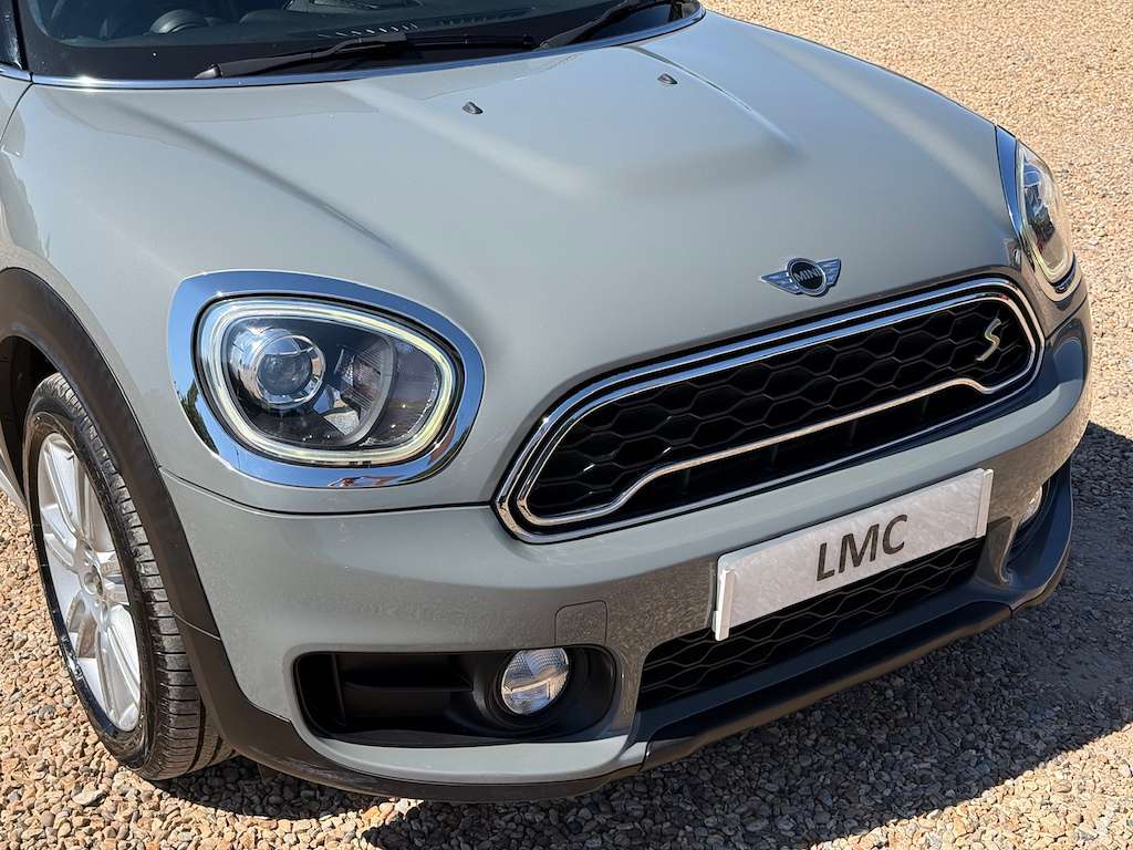 A 2017 MINI COUNTRYMAN 1.5 7.6kWh Cooper SE SUV 5dr Petrol Plug-in Hybrid A 2017 MINI COUNTRYMAN 1.5 7.6kWh Cooper SE SUV 5dr Petrol Plug-in Hybrid