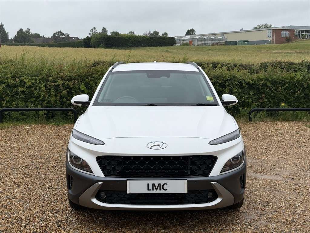 A 2021 HYUNDAI KONA 1.0 T-GDi MHEV Premium SUV 5dr Petrol Hybrid Manua A 2021 HYUNDAI KONA 1.0 T-GDi MHEV Premium SUV 5dr Petrol Hybrid Manua