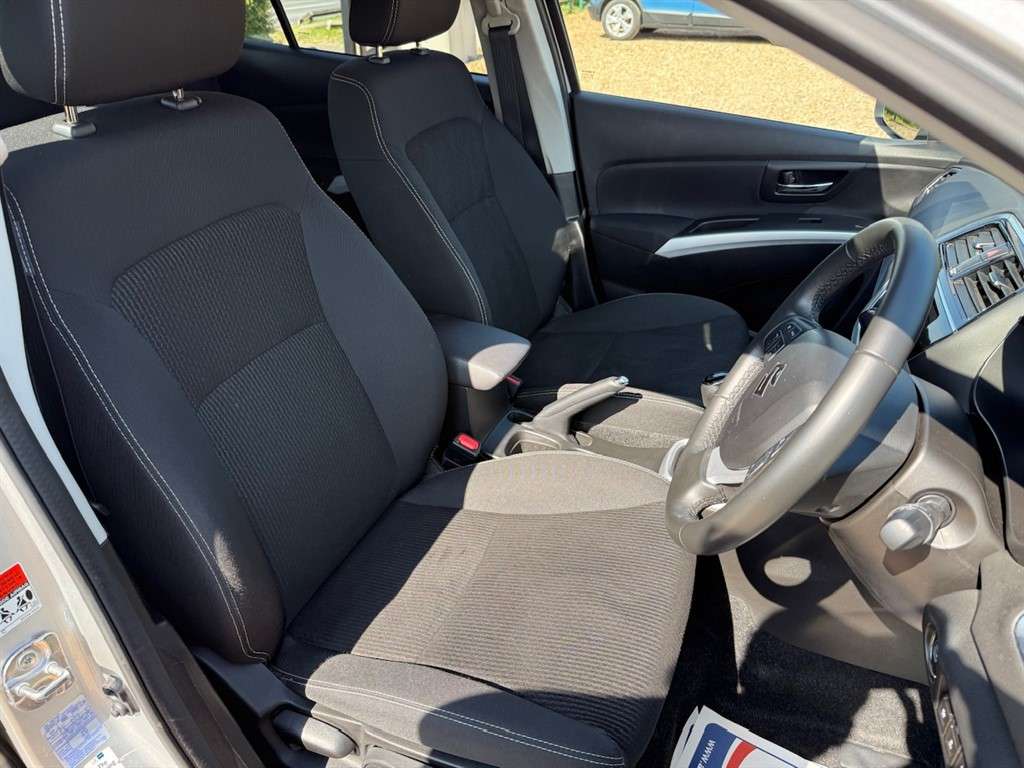 2021 SUZUKI SX4 S-CROSS 2021 SUZUKI SX4 S-CROSS